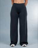 Softline | The Straight Legging - VENOVA