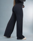 Softline | The Straight Legging - VENOVA